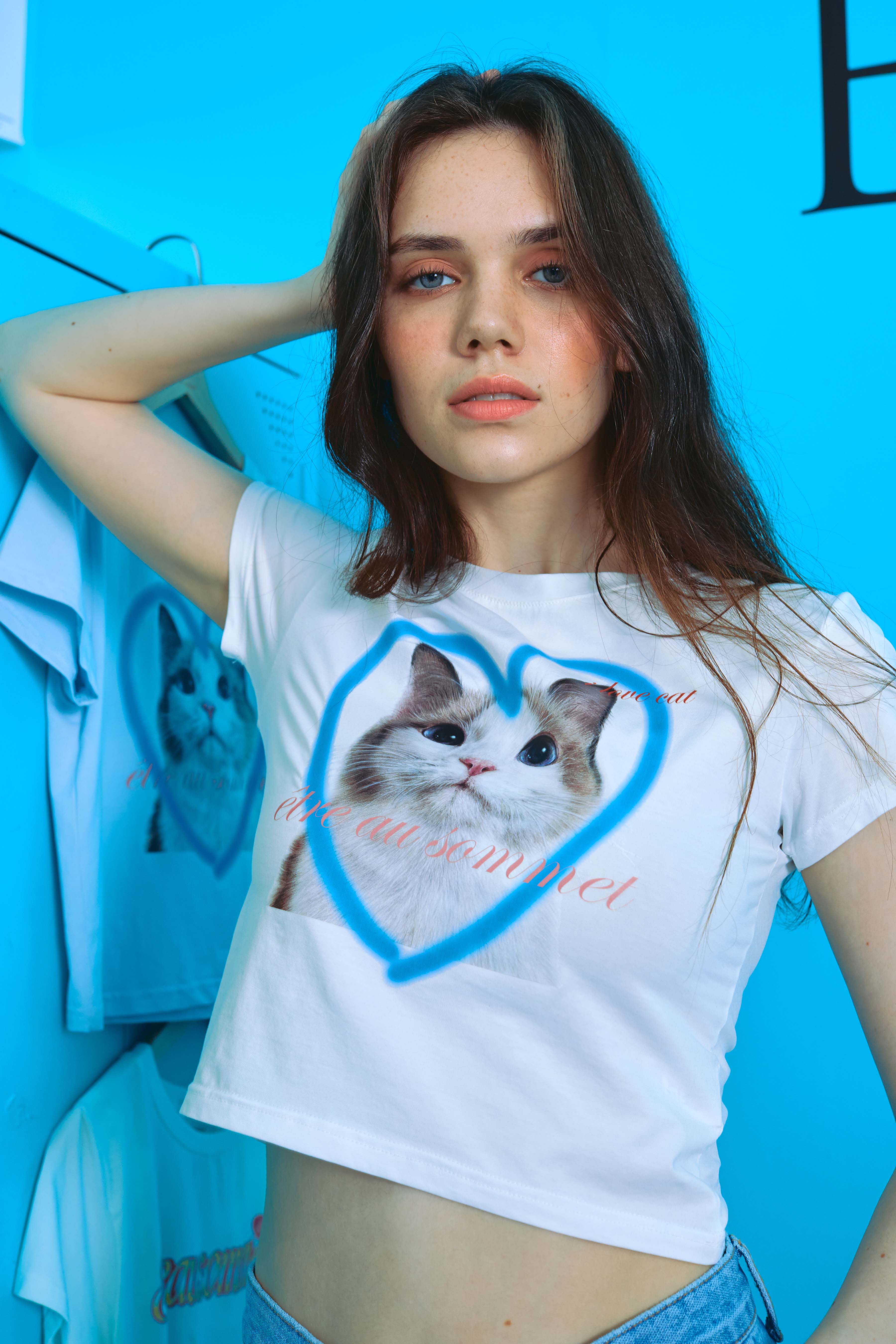 Heart Cat Face Half T-Shirt (White)